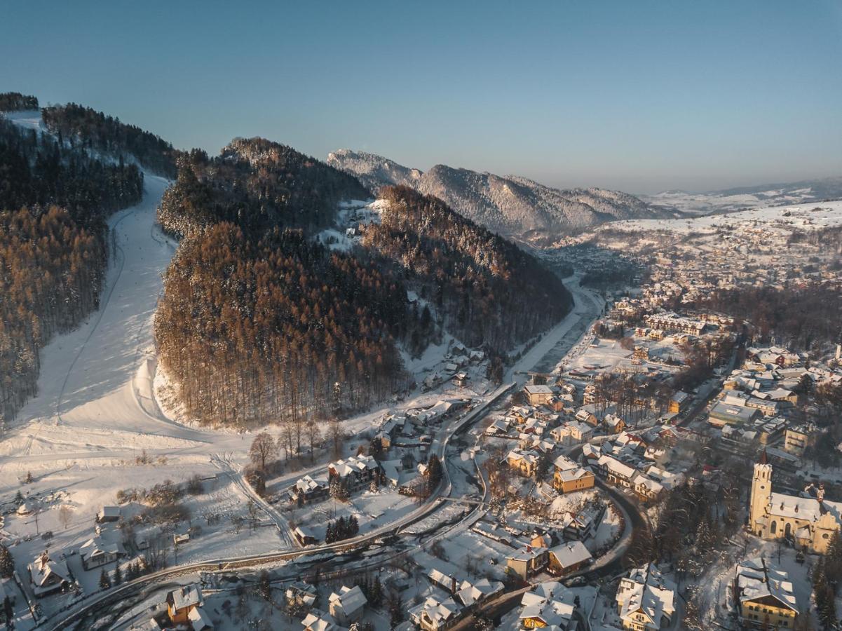 Szczawnica Park Resort & Spa Exterior foto Aerial view of the town